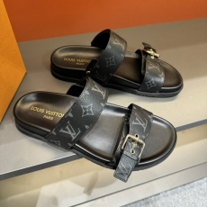 Louis Vuitton Slippers